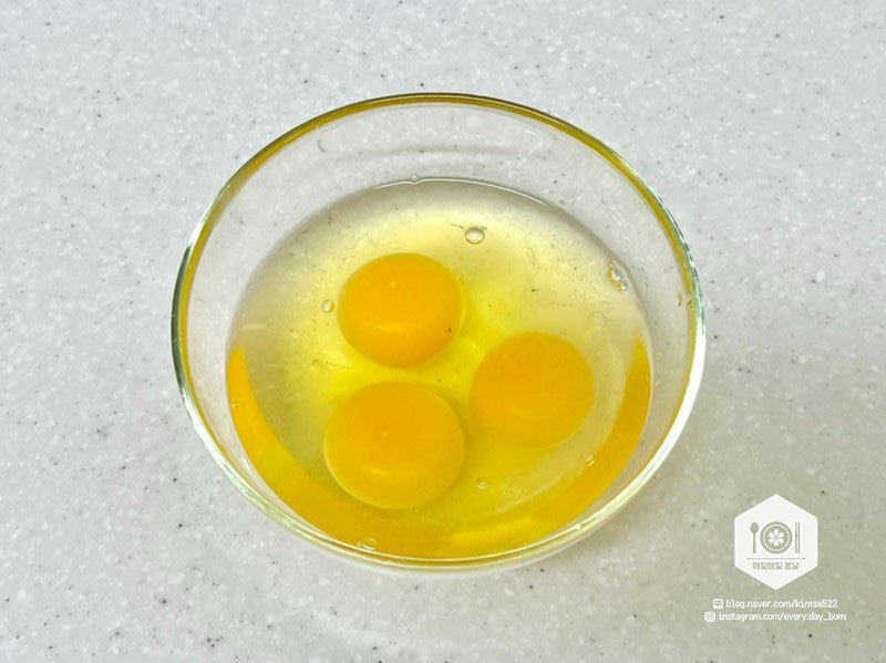 Công thức làm món trứng cuộn hình dưa hấu cực độc lạ - Ảnh 7